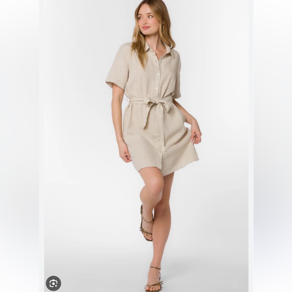 Velvet Heart Tan Mini Dress Buttoned Tie Front Polo Collar